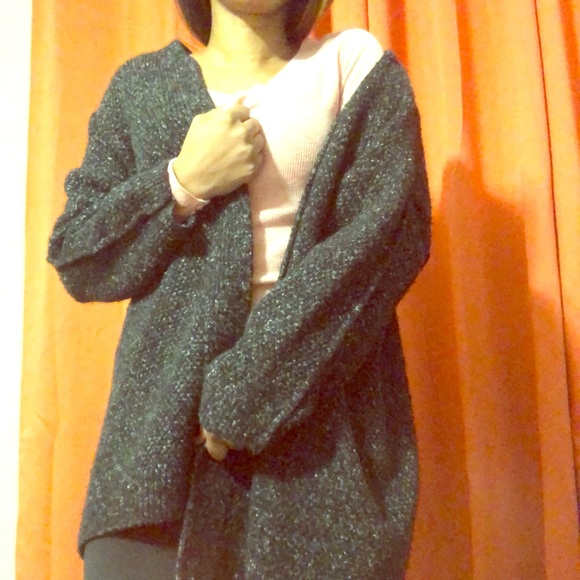 Oversized Cardigan - Picture 3 of 4